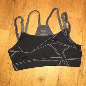 Oiselle sports bra